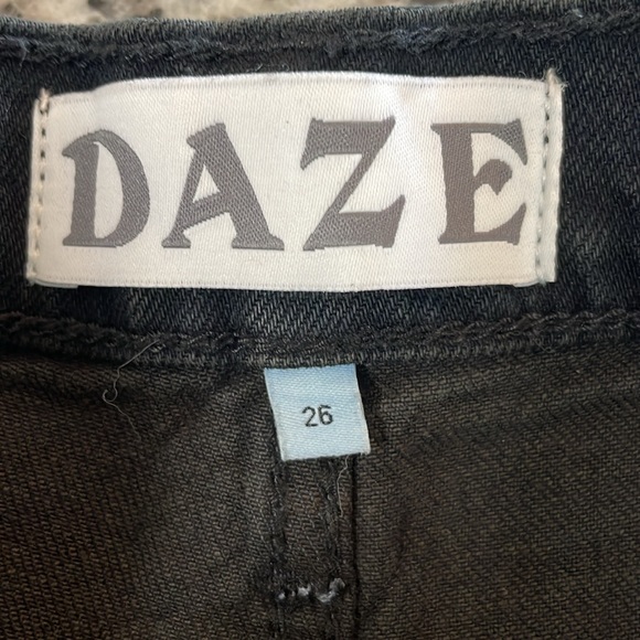 DAZE Troublemaker Black High Rise Denim shorts. Women size 26. NWT - Picture 8 of 8